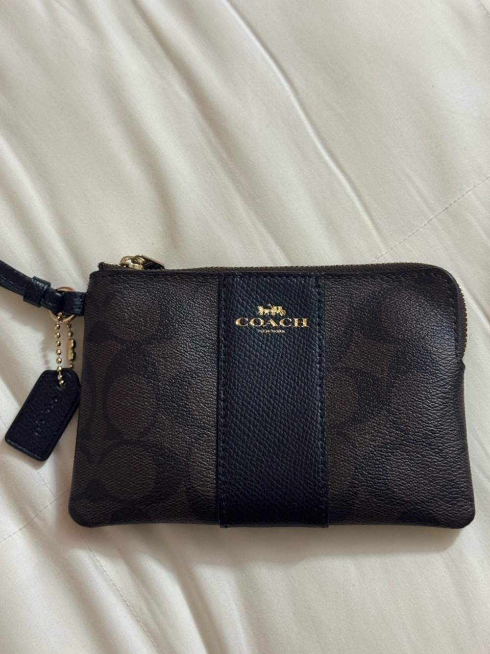 Coach Corner Zip Wristlet